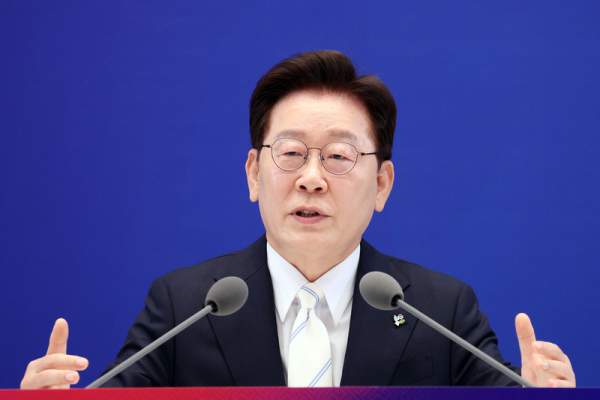 덕암 칼럼 이대통령 기자회견에 대해